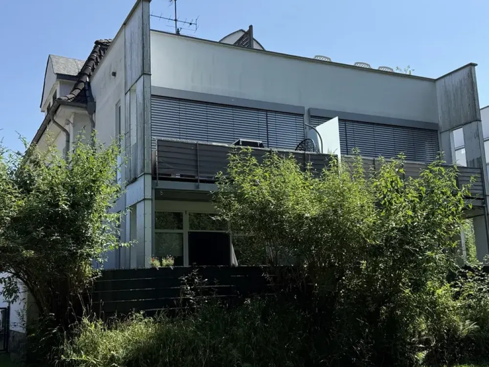 Großzügige 2-Zimmer Wohnung mit Sonnenterrasse