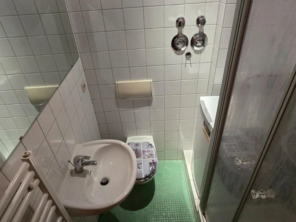 Furnished 3-Room Apartment in the Center of Rostock | Long-Term Rental