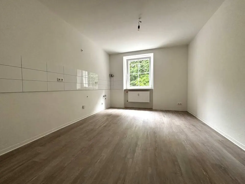 Traumwohnung: wunderschöne 2-Zimmer Wohnung direkt am Wald!