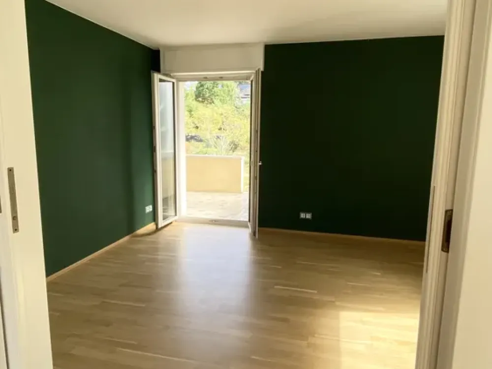 Frankfurt Sachsenhausen - Süd: Charmante 3-Zimmer-Wohnung direkt am Stadtwald