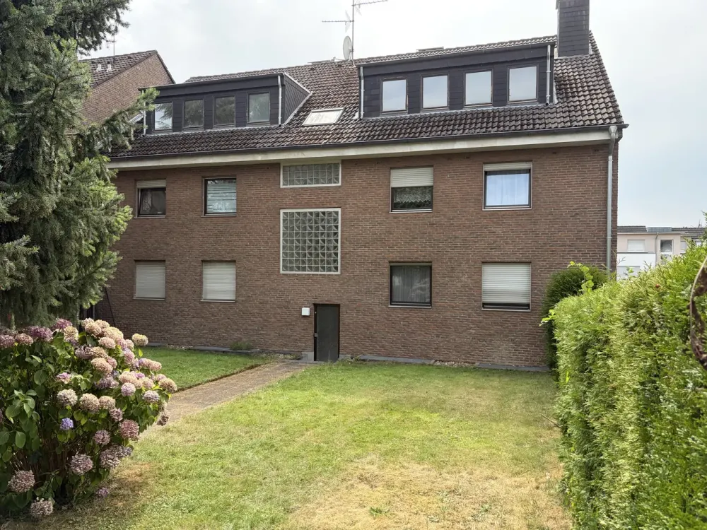 6-Zimmer-Wohnung in Rösrath-Forsbach