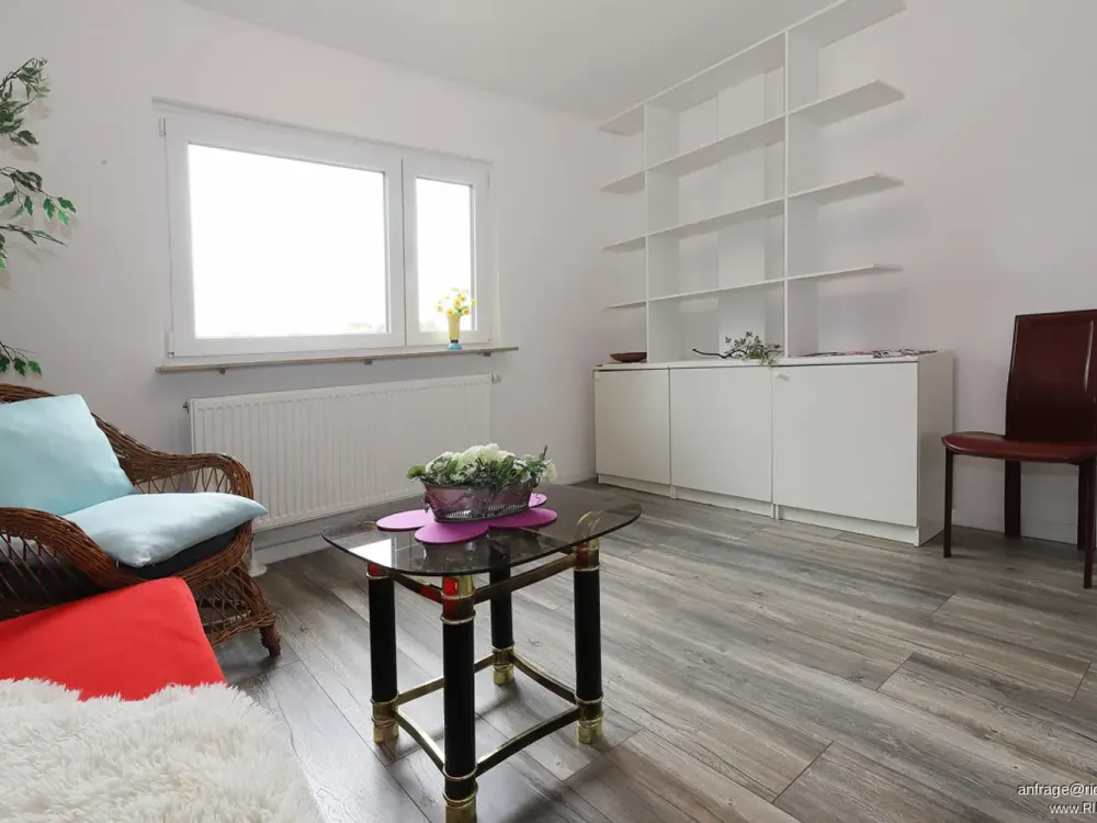 Welc(H)ome® by RIDA FLATS, Frankfurt-Praunheim! All in plus! 3 Zimmer + Stellplatz + Internet