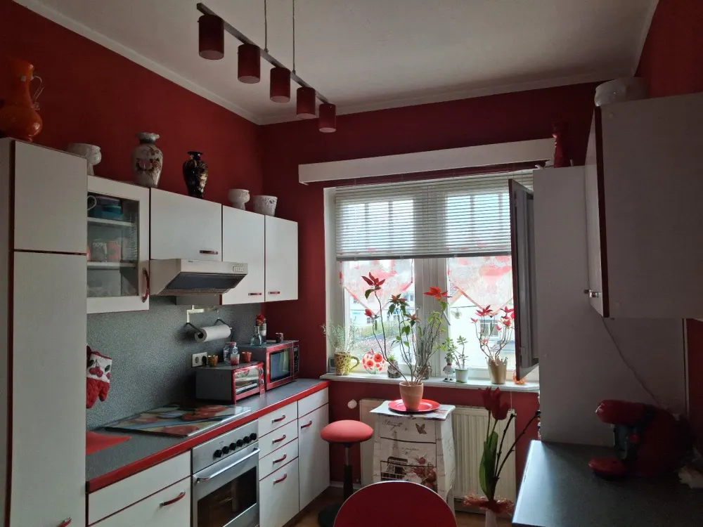 Schöne sonnige möblierte 2- Zi-Whg.