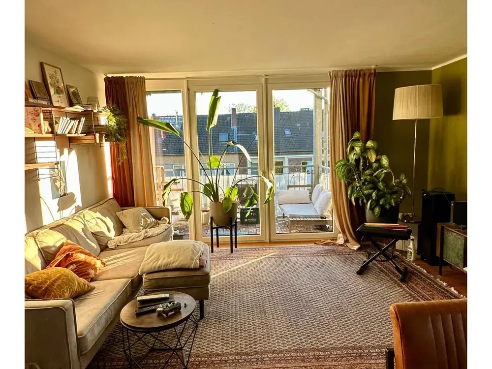 Helle und moderne 3-Zimmer Wohnung mit Balkon
