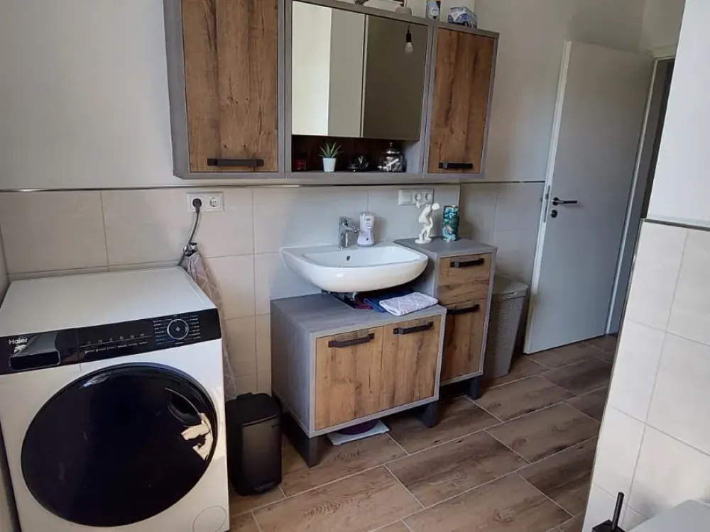 Country House Apartment, Kitchen, Large Balcony, 2 Parking Spaces, 4 Rooms