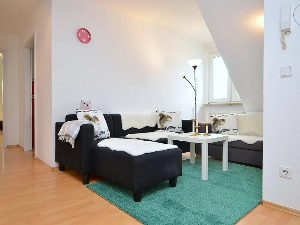 Ideal zu TH, BA und City: Möbliertes WG-Zimmer mit WLAN nahe Hauptbahnhof