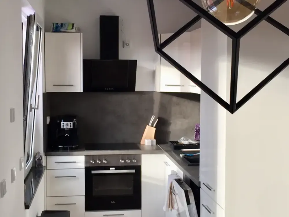 Beautiful bright 2-room apartment with south-facing loggia in Sendling-Westpark