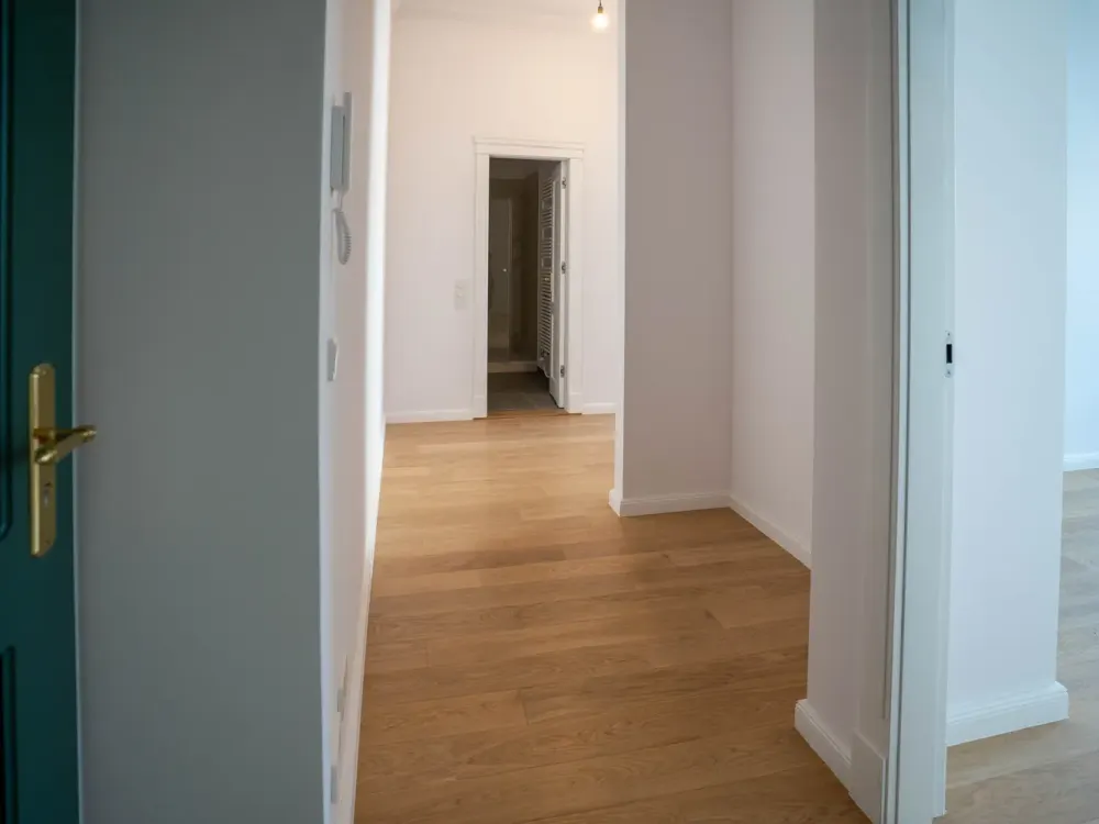 Erstbezug nach Sanierung mit EBK: freundliche 2-Zimmer-Wohnung in Steglitz