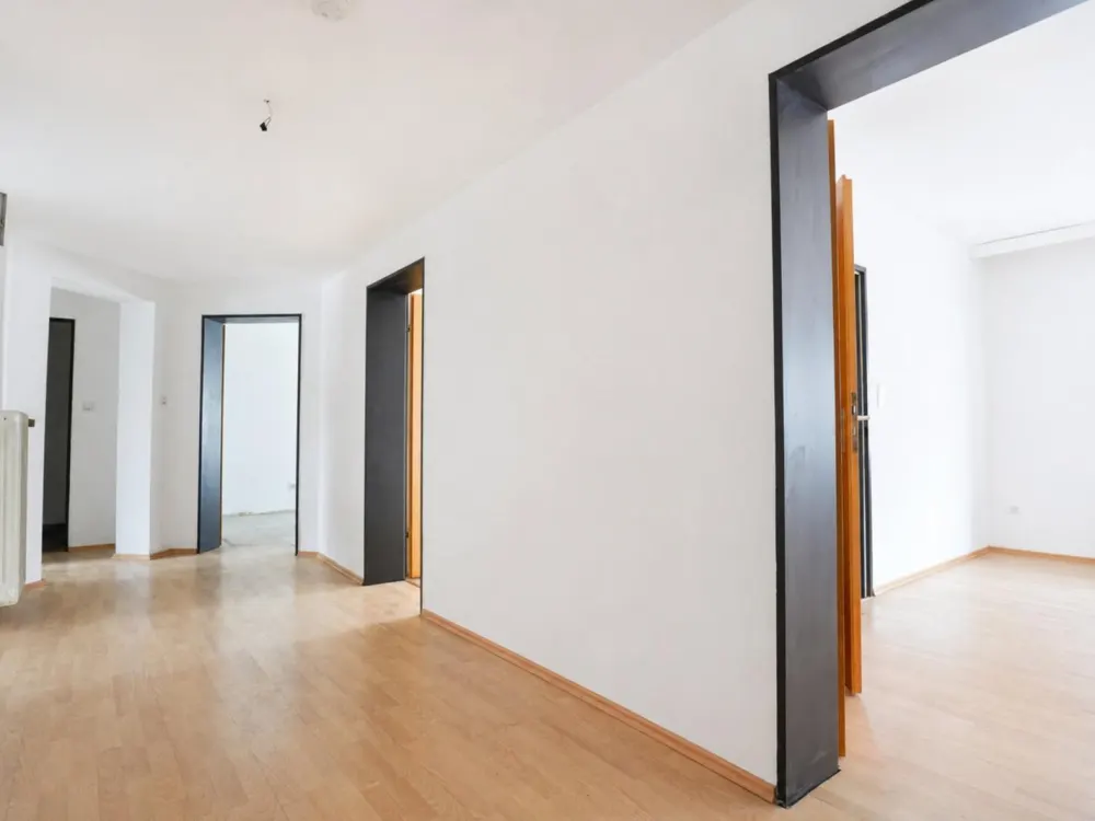 Großzügig wohnen auf rund 80m² mit offenem Wohn-/ Essbereich und Tageslichtbad in Wehringhausen