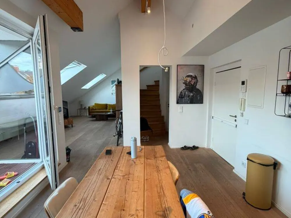 Einzigartige 2-Zimmer-Maisonettewohnung mit Dachterrrasse in Bestlage Ehrenfelds!
