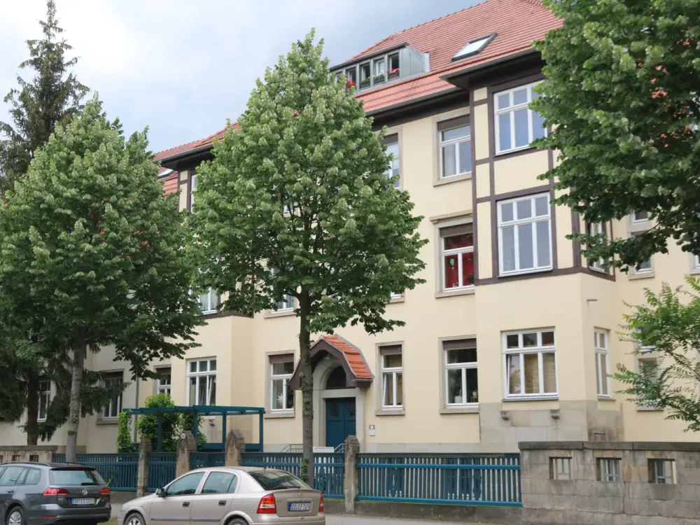 helle 3-Zimmer-Wohnung mit Erker