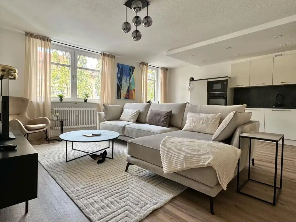 SUPER! 2-Room Apartment