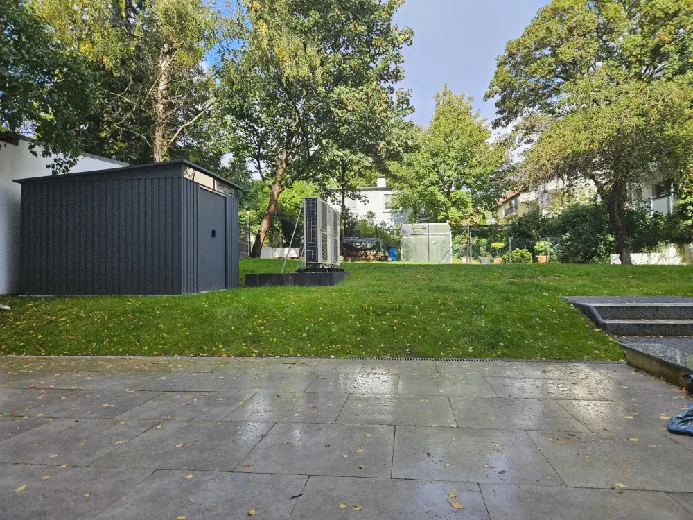 Erdgeschosswohnung mit Einbauküche und Garten