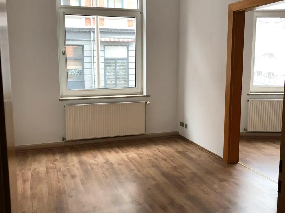 3 Zimmer, ca. 79 m², Balkon, Hochparterre, renoviert, Oststadt