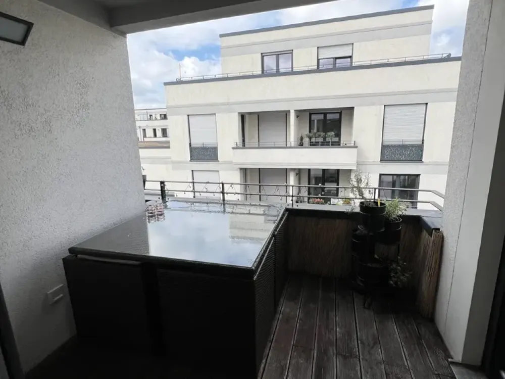 Bright and Modern 3-Room Apartment in Düsseldorf-Bilk