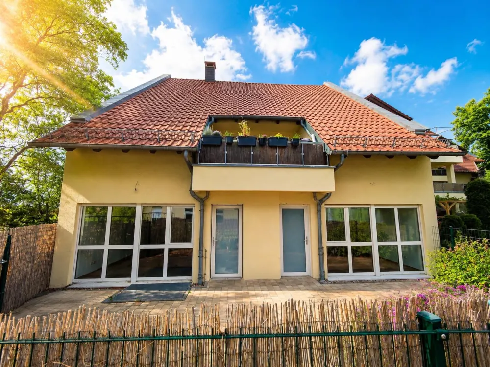++ viel Platz nahe Leipzig: 4 - 5 Raum-Maisonette mit Terrasse, Wohnküche, Wellnessbad & Sauna ++