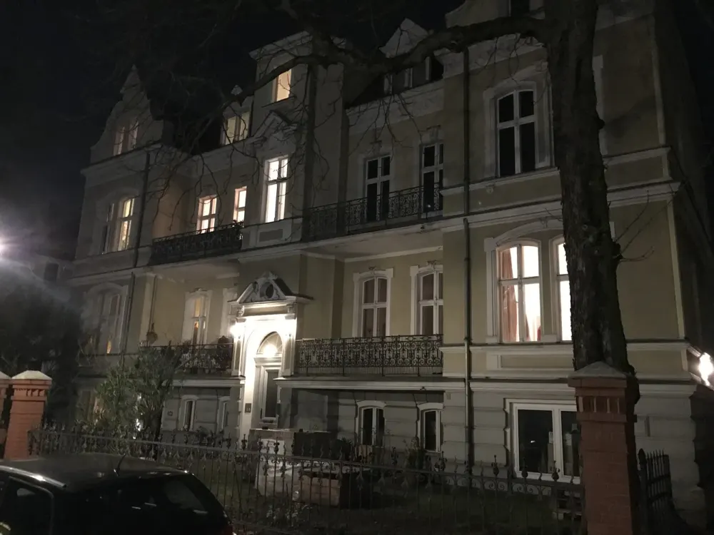 +++ Grunewald-2-Zimmer Klima nach Kernsanierung