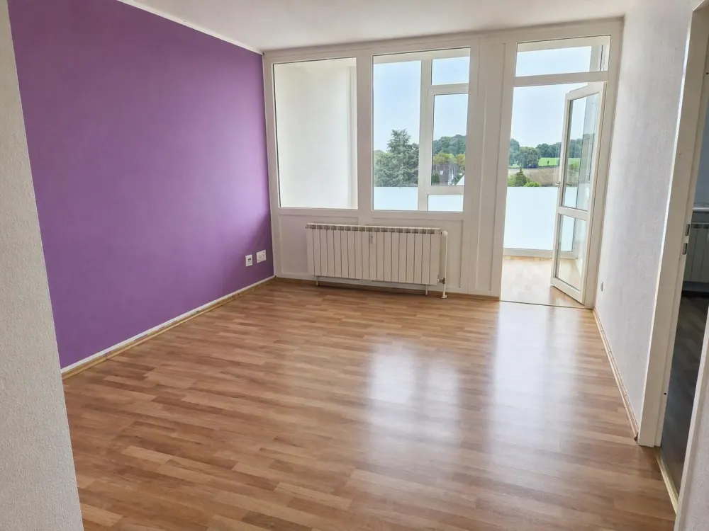 Nur mit WBS -großzügige 5-Zimmer-Wohnung mit Wintergarten