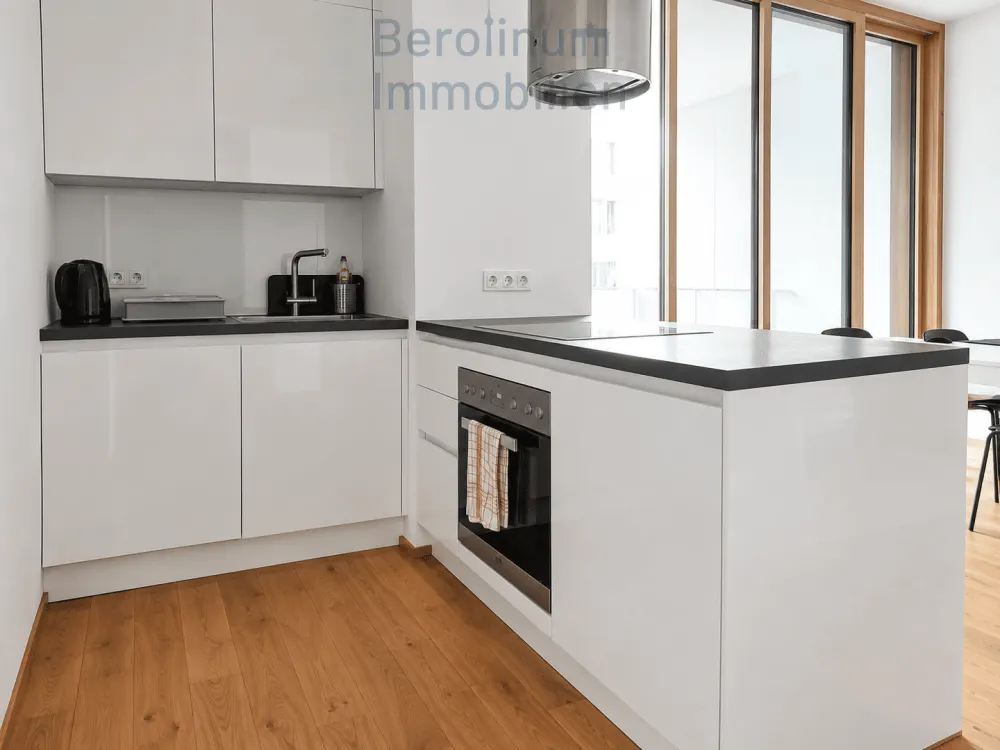 Möblierte 2-Zimmer-Wohnung mit Balkon, Pool, Fitnessbereich & Concierge in Kreuzberg