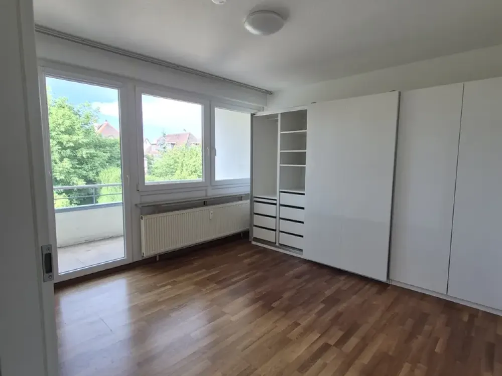 Hochwertige 3-Zimmer-Wohnung mit Balkon, Klimaanlage und Stellplatz Kornwestheim