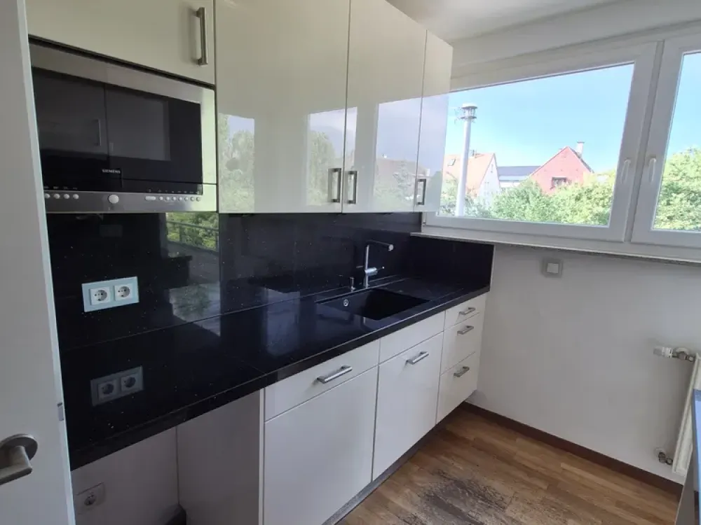 Hochwertige 3-Zimmer-Wohnung mit Balkon, Klimaanlage und Stellplatz Kornwestheim