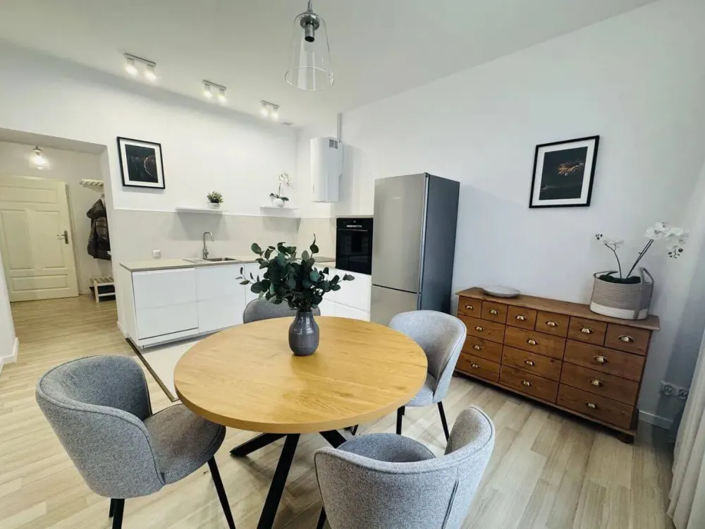 Renovierte 1-Zimmer-Wohnung zu vermieten