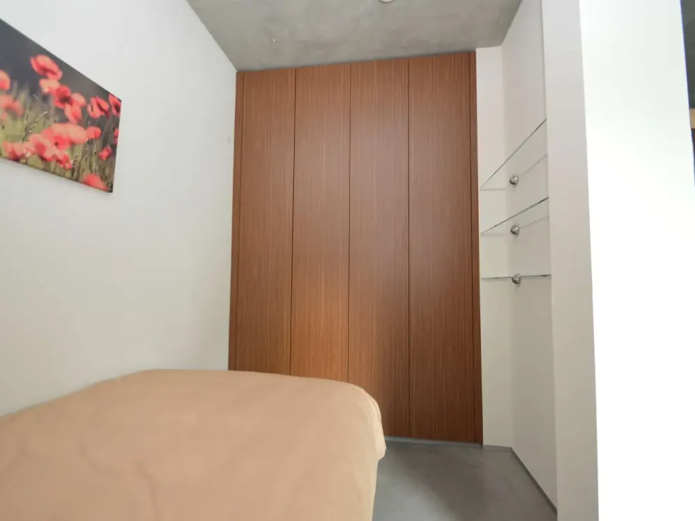 Möbliertes Apartment in der Alexanderstraße 58