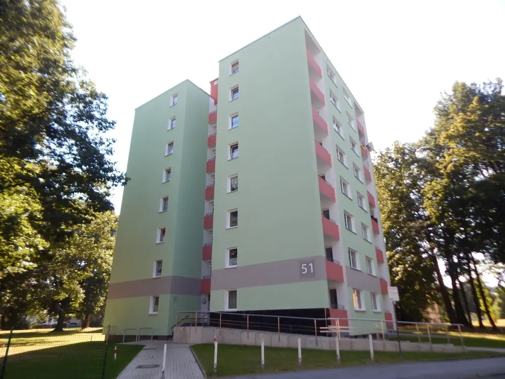 Popular Ground Floor Apartment Including Level-Access Shower