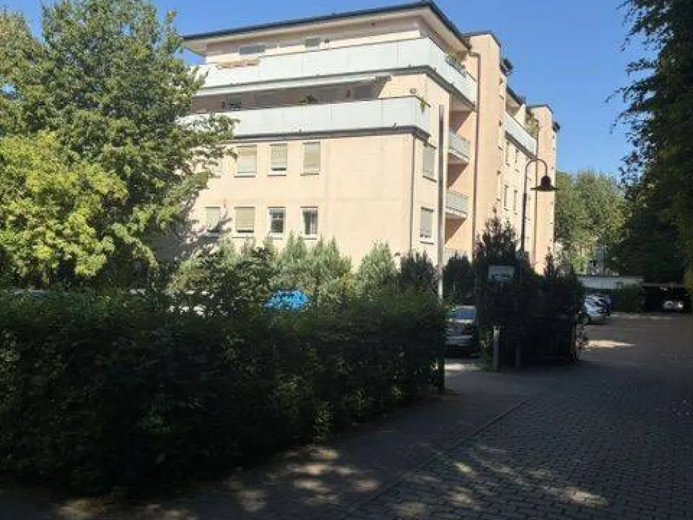 MTI - schöne, ruhige möblierte Etagenwohnung