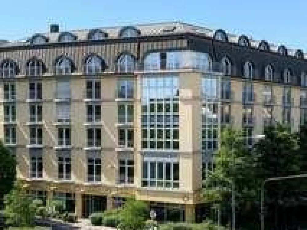 NEU: Erstbezug! Hochwertige & barrierearme 2-Zi.-Wohnung in Frankfurt Sachsenhausen