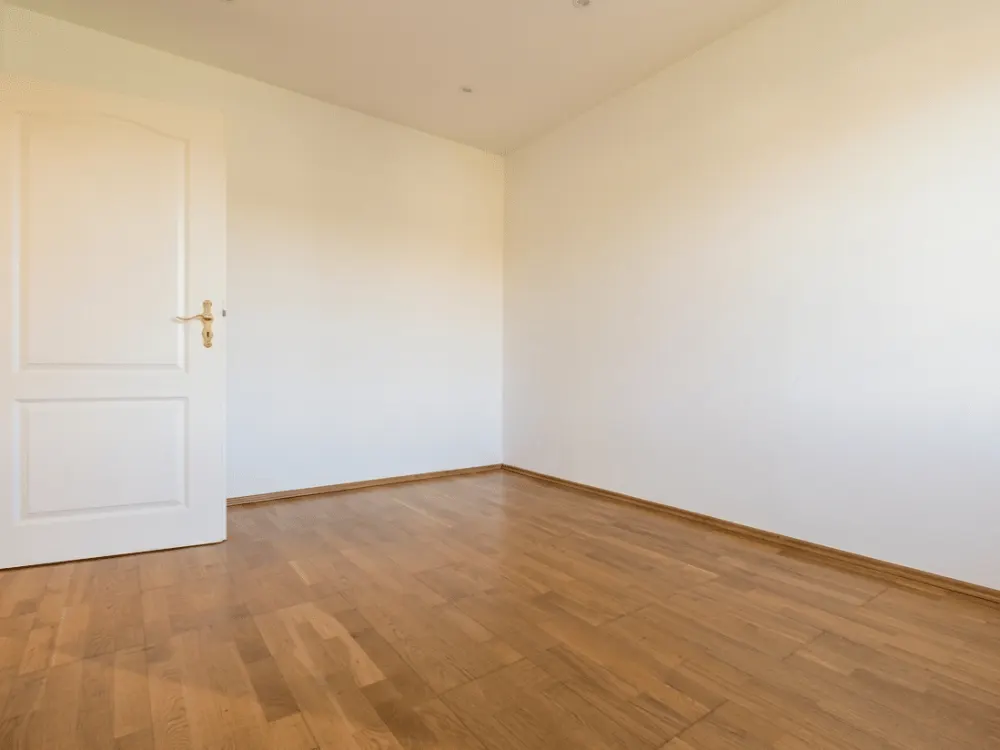 Große 4-ZW in Nordend Nähe Wasserpark + EBK + Balkon + PKW- Stellplatz