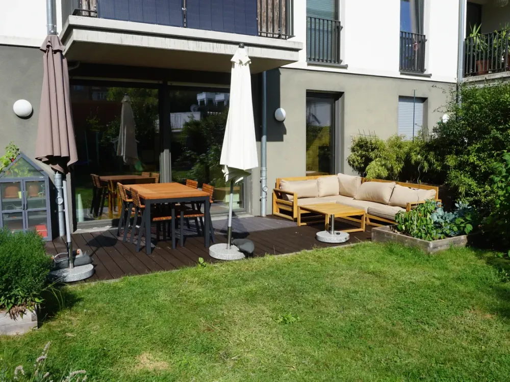 Hochwertige 4-Zimmer-Maisonette mit eigener Terrasse, Gartenanteil und Tiefgaragenstellplatz