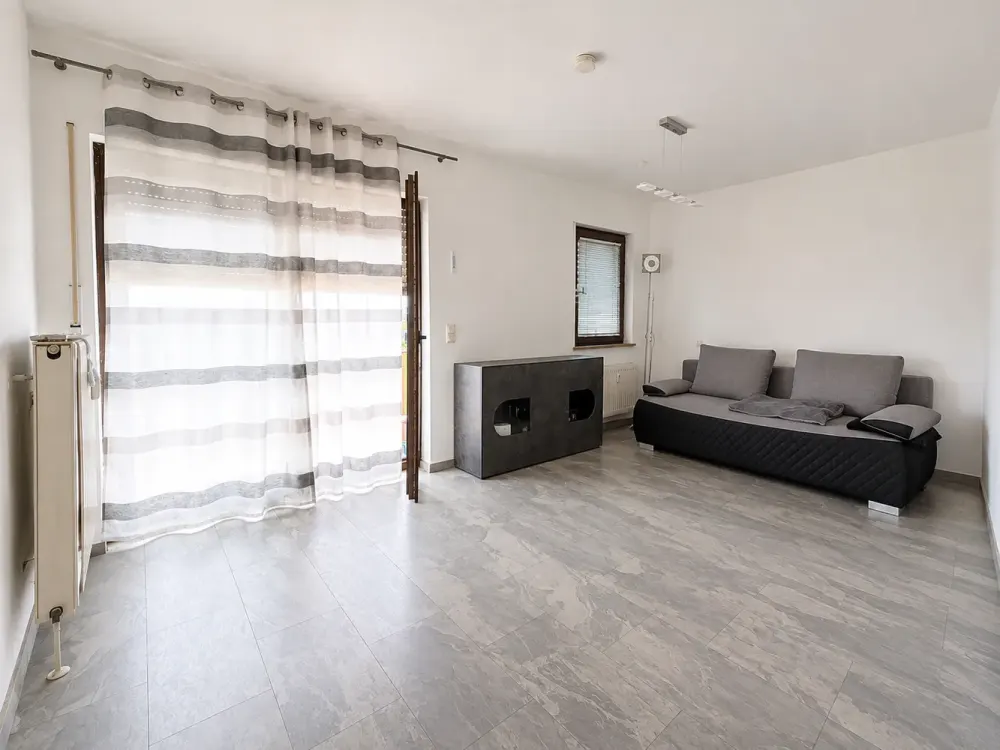 Attraktive 2-Zimmer-Wohnung mit Balkon, Keller & TG-Stellplatz