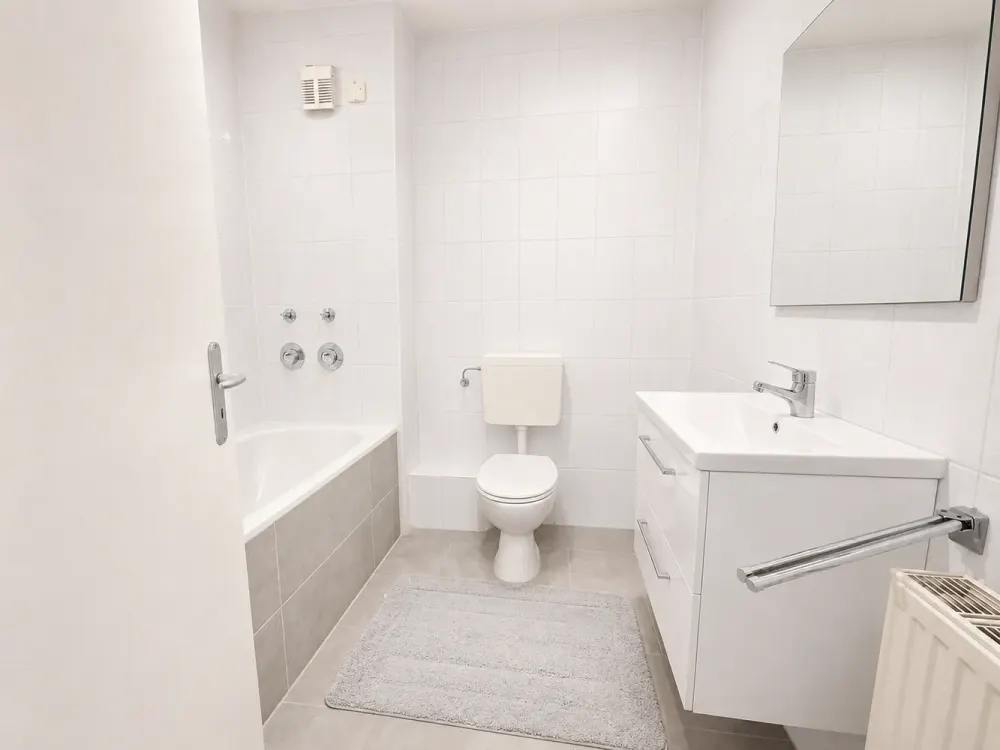 Attraktive 2-Zimmer-Wohnung mit Balkon, Keller & TG-Stellplatz