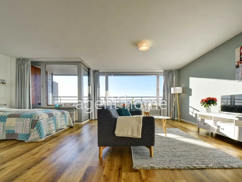 FURNISHED - SUNNY AND COZY - Beautiful Apartment with Balcony