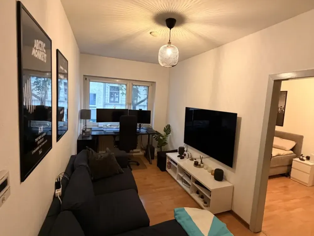 1,5-Zimmer-Wohnung nahe Aachener Weiher, 2 Jahre zur Untermiete