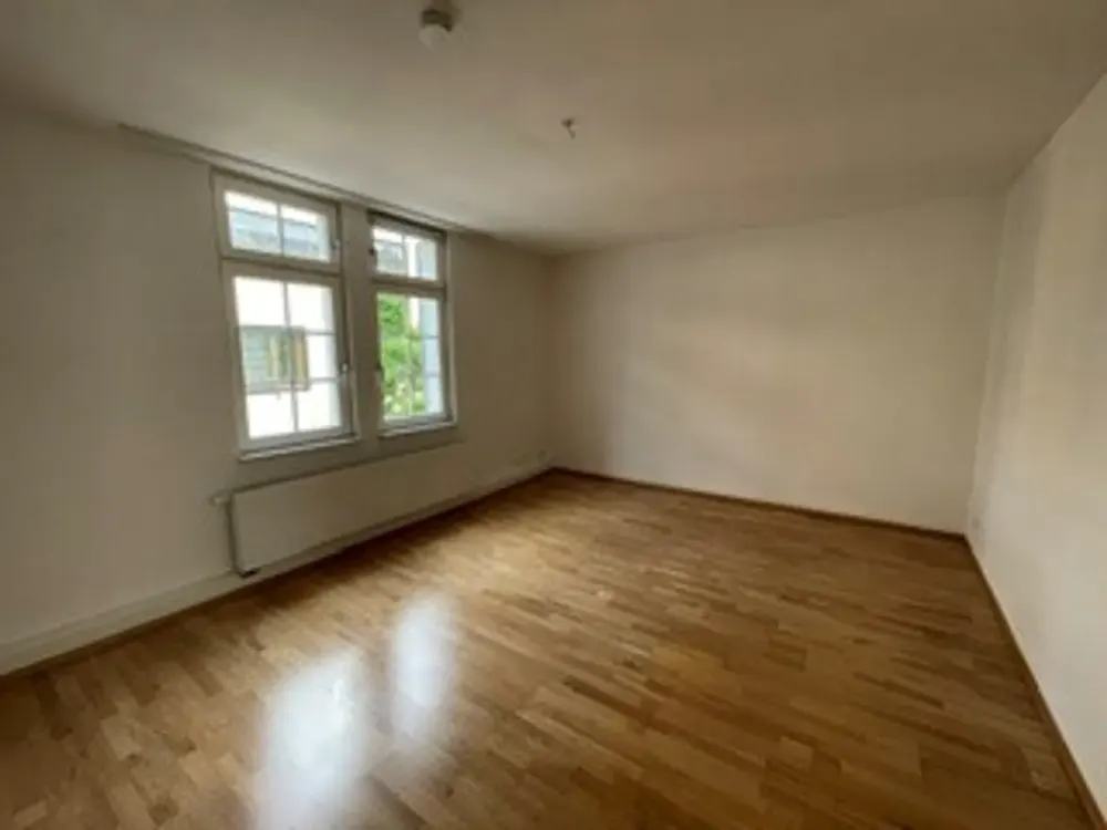 Geräumige 3 Zimmer Wohnung mit Balkon