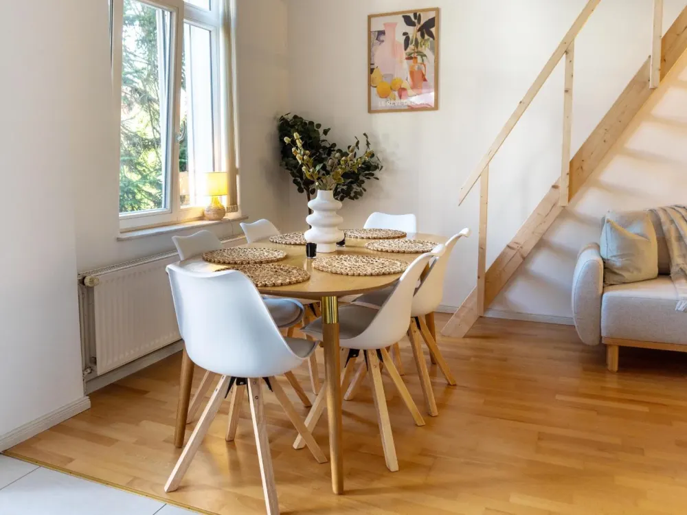 voll ausgestattete Wohnung