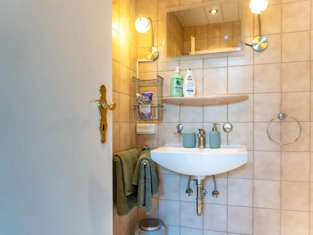voll ausgestattete Wohnung