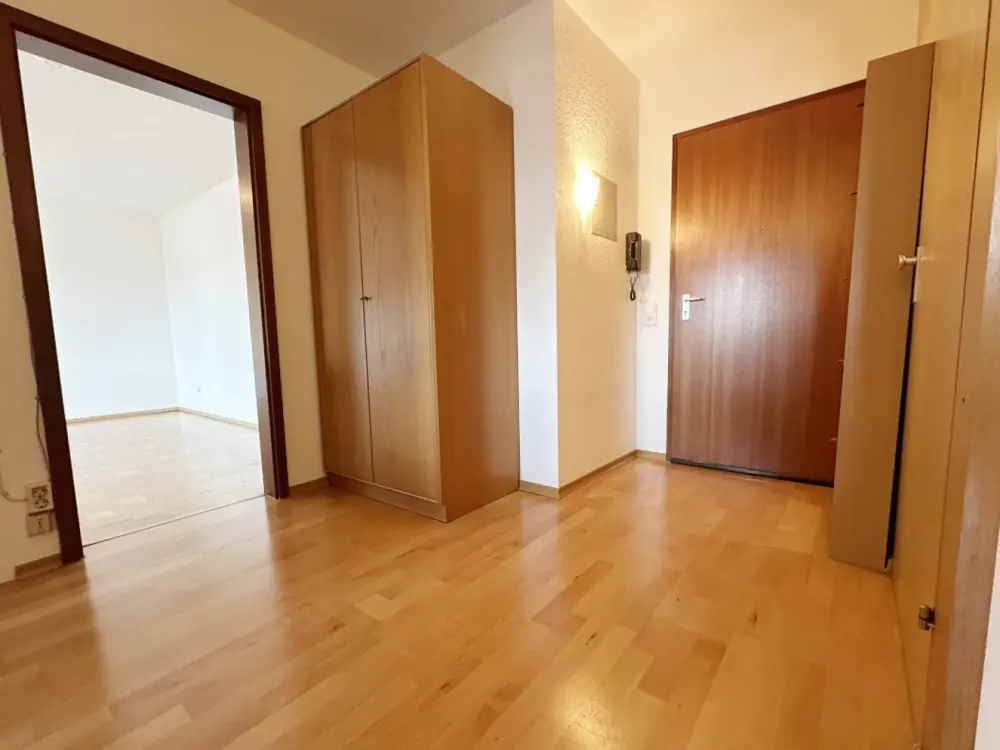 3 Zimmer Wohnung mit großem Garten und Garage in Ditzingen-Hirschlanden