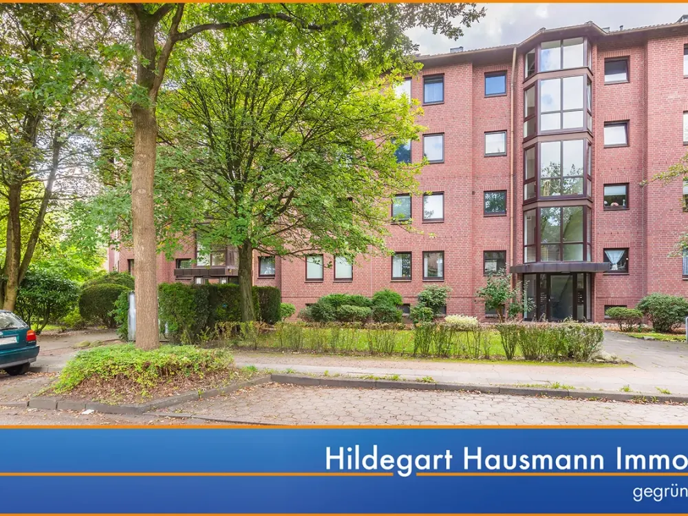 Viel Platz für die Familie, großzügige 4-Zimmer-Wohnung mit Terrasse und Gartenanteil