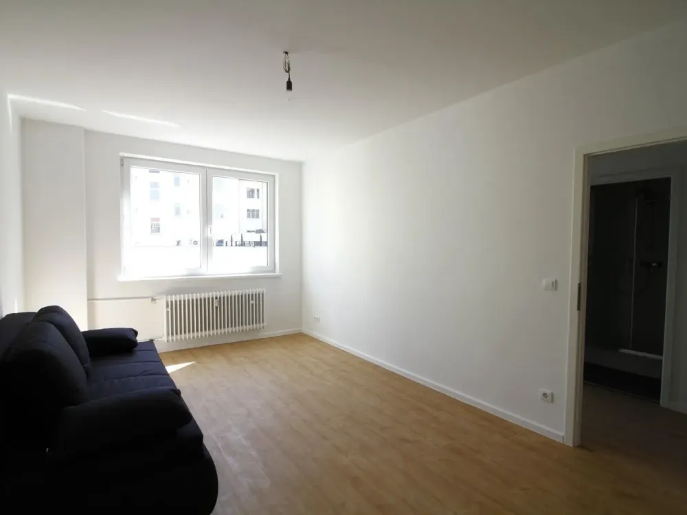 Teilgewerbliche Nutzung! Teilmöblierte 2-Zimmer Wohnung in der Spandauer Altstadt!