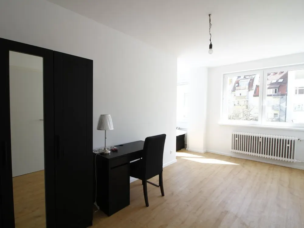 Teilgewerbliche Nutzung! Teilmöblierte 2-Zimmer Wohnung in der Spandauer Altstadt!