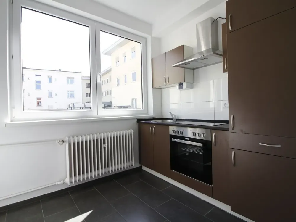 Teilgewerbliche Nutzung! Teilmöblierte 2-Zimmer Wohnung in der Spandauer Altstadt!