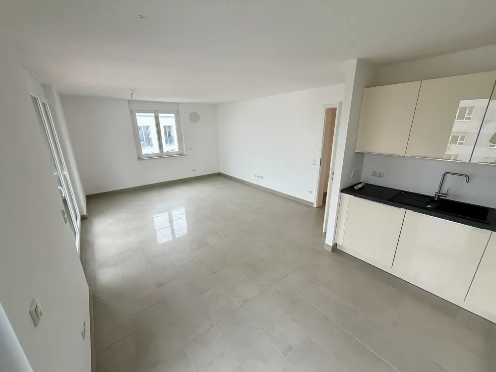 2-Zi.-Whg. (60,5 m²) Unterschleißheim | Balkon | EBK | TG-Stellplatz | Bj. 2014 | Top-Ausstattung