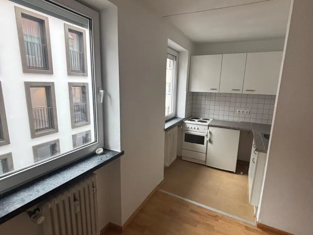 2 ZIMMER WOHNUNG ZENTRAL