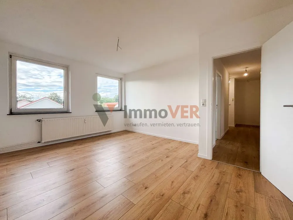 Erstbezug nach Modernisierung: 4-Zimmer-Wohnung mit Loggia in Bremen Huchting