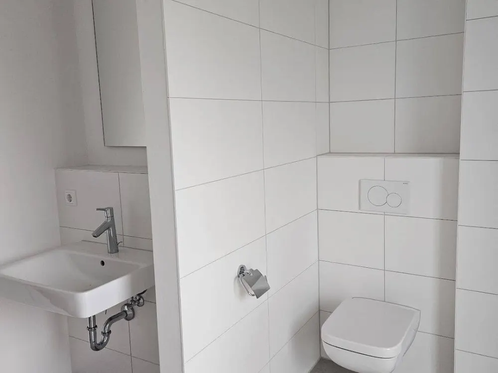 Mit Chick und Charme + 2 Monate mietfrei! Neubau-Ausstattung, Balkon, Einbauküche, Tageslichtbad