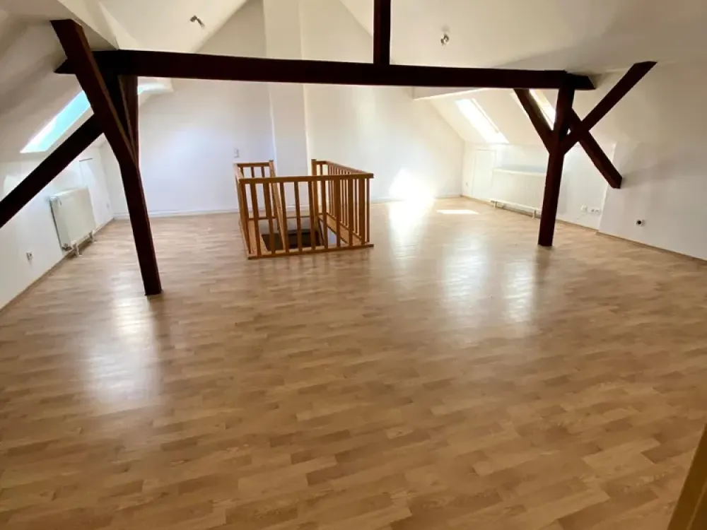 Attractive 5-Room Maisonette Apartment with High-Quality Interior in Stutensee-Blankenloch