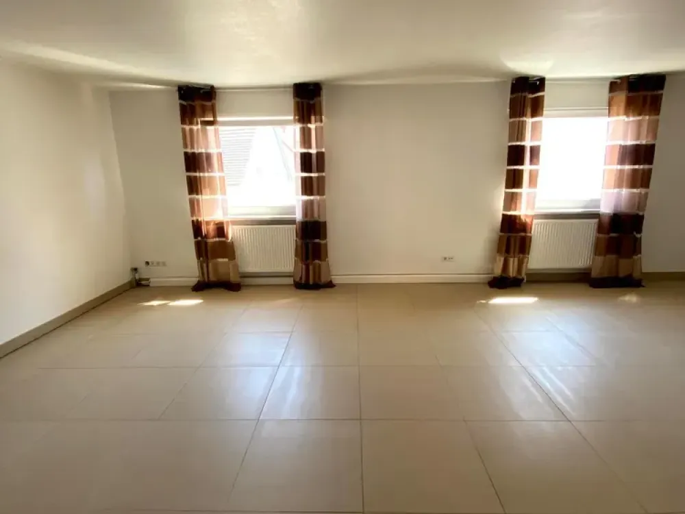 Attractive 5-Room Maisonette Apartment with High-Quality Interior in Stutensee-Blankenloch